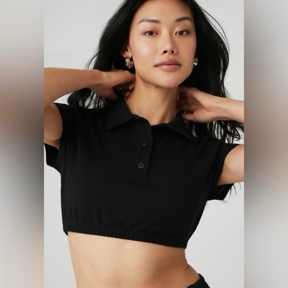 ALO Yoga Black Cropped Polo Top Women’s Size XS Workout Travel